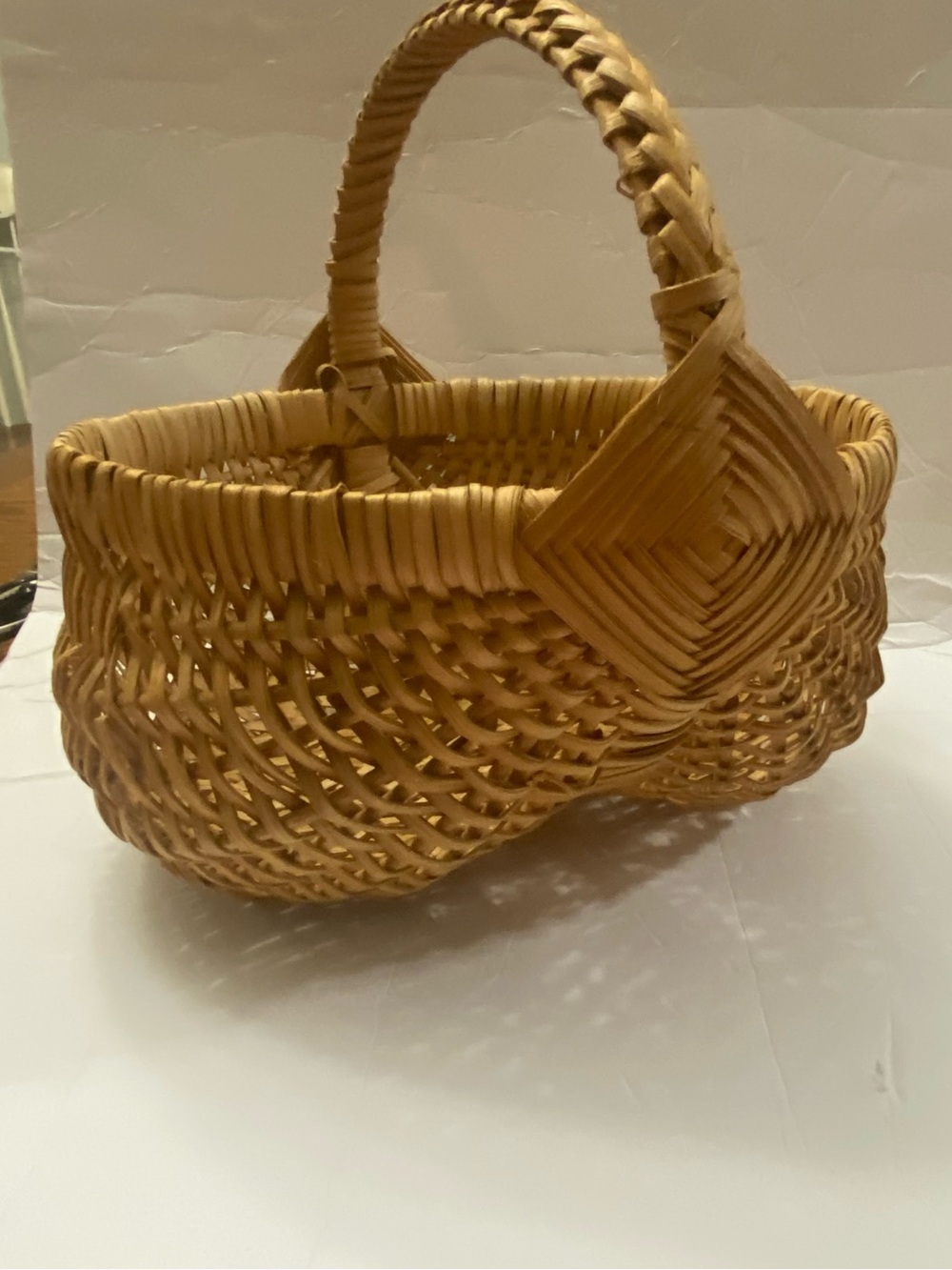 Vintage Woven Handled Basket - Natural Honey Brown Gods eye Buttocks hang carry